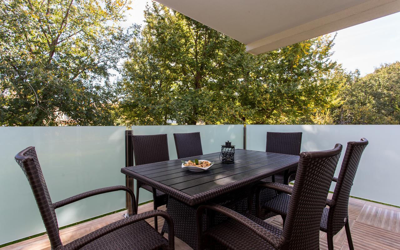 Apartments Lavanda Baska  Ngoại thất bức ảnh