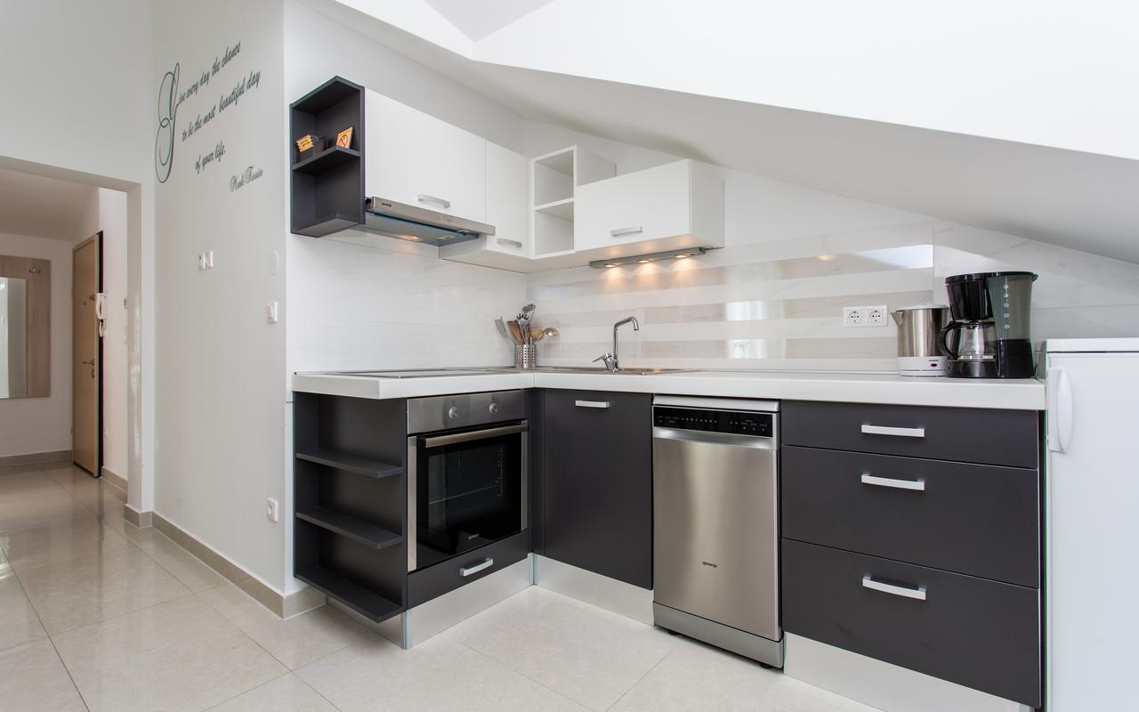 Apartments Lavanda Baska  Ngoại thất bức ảnh