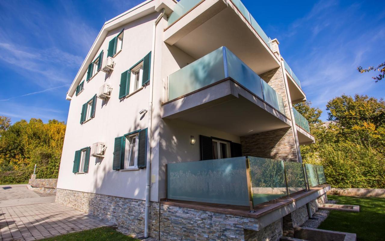 Apartments Lavanda Baska  Ngoại thất bức ảnh